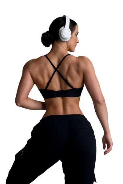 Woman training with the PonteFuerteAi app